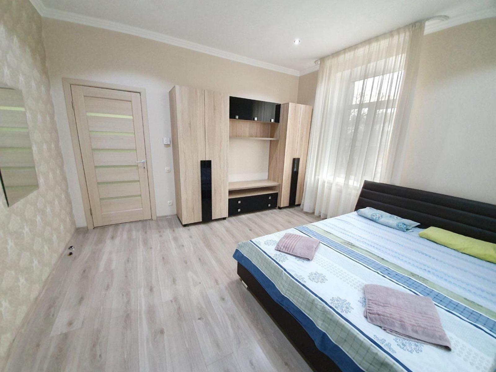 Tourist Home At Stefan Cel Mare With 2 Rooms Chisinau Ngoại thất bức ảnh