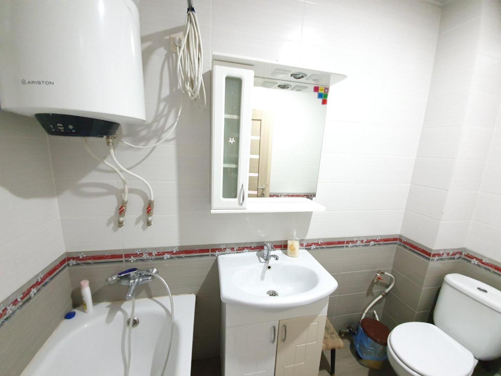 Tourist Home At Stefan Cel Mare With 2 Rooms Chisinau Ngoại thất bức ảnh