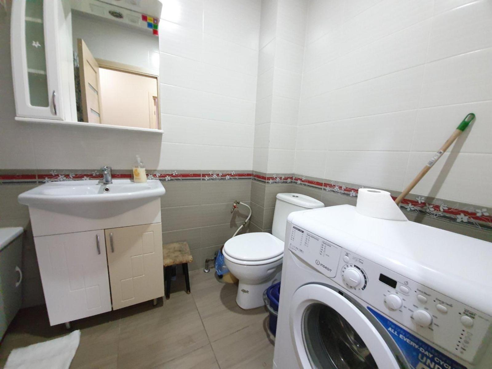 Tourist Home At Stefan Cel Mare With 2 Rooms Chisinau Ngoại thất bức ảnh